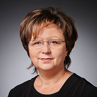 Portrait von Helena Nicolai, Finanzbuchhaltung und Personalwesen bei SWF Siegen