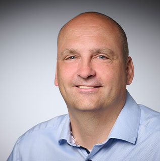 Portrait von Olaf Bandemer, Vertriebsberater für Wärmebehandlung bei SWF Siegen.